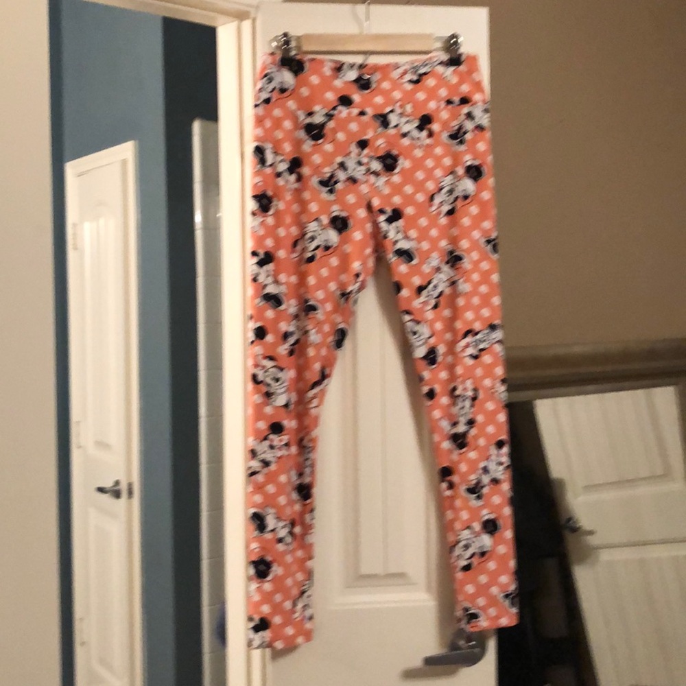 LuLaRoe Minnie Mouse Pink Leggings, tall & curvy
